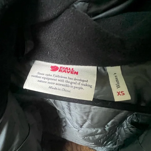 NWOT Sample Fjallraven Snow Flake Parka Goose Down Coat Long Hooded Black Gold - Picture 11 of 12